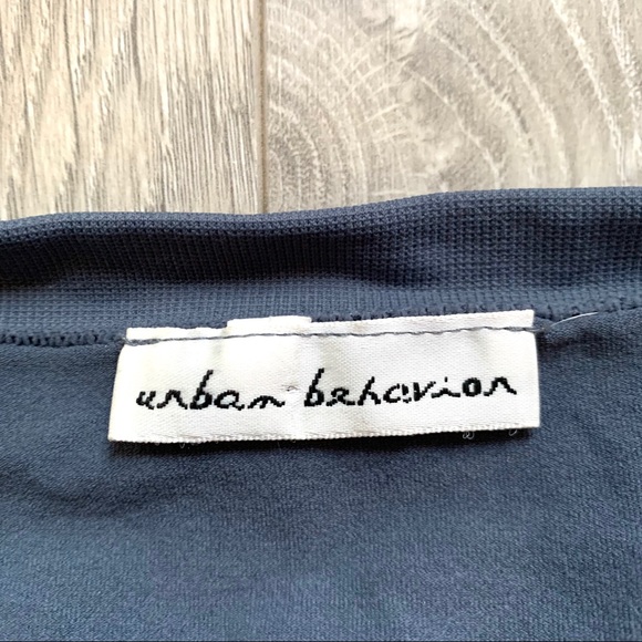 Urban Behaviour- Bandeau - Picture 3 of 5
